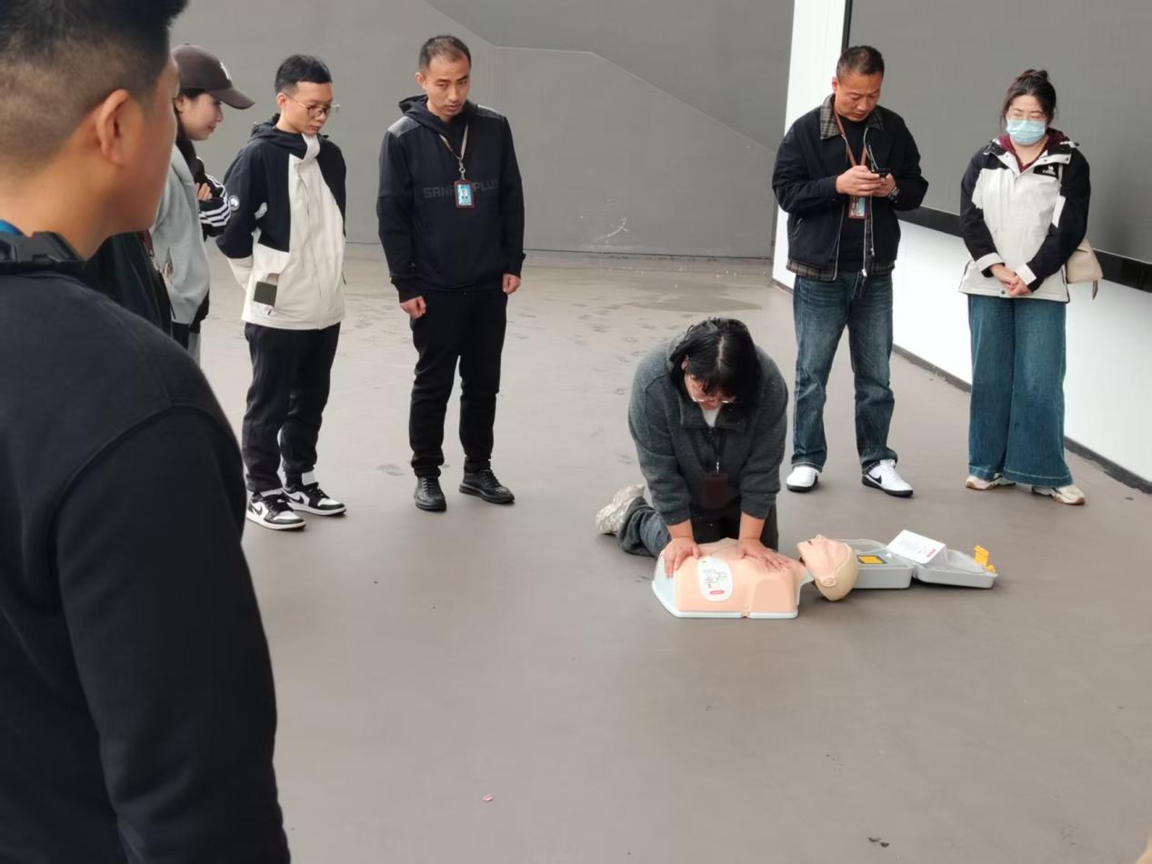 01b4fc3239d3d851af349c57b0112e2c