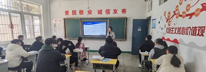 7320电梯.jpg