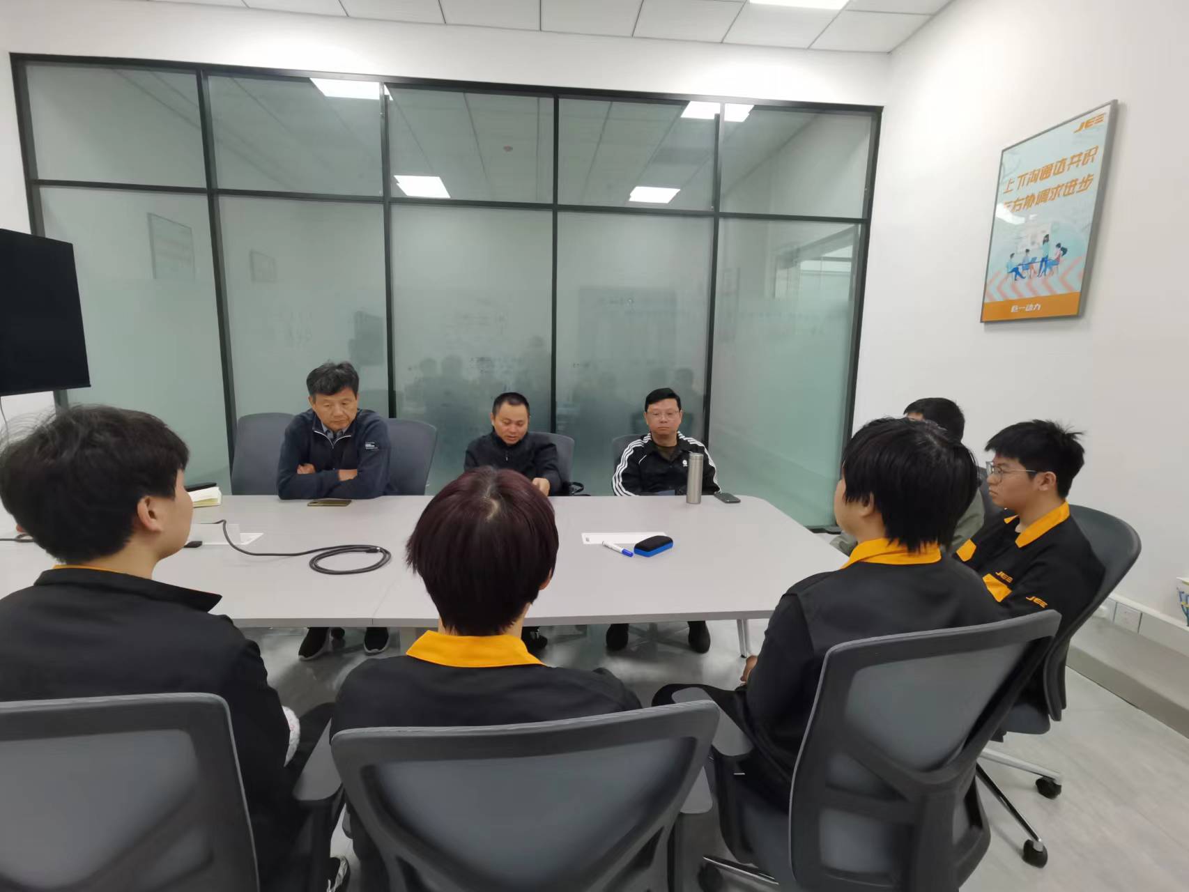 333333.jpg 333333.jpg