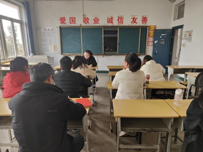 辅导员班主任工作会议0315_副本.jpg